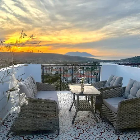 Casa Verano, Duplex With Sea And Mountain View Holiday home *