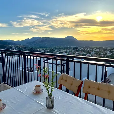 Casa Verano, Duplex With Sea And Mountain View בית נופש *