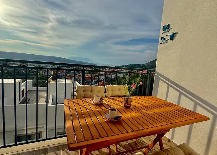 Casa Verano, Duplex With Sea And Mountain View بيت للعطل